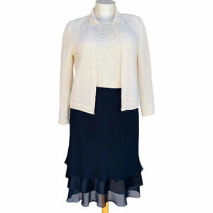 SAINT TROPEZ WEST Women’s Size XL Ivory Crinckle Tank & Jacket Outfits